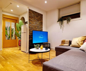 City center retreat with king bed